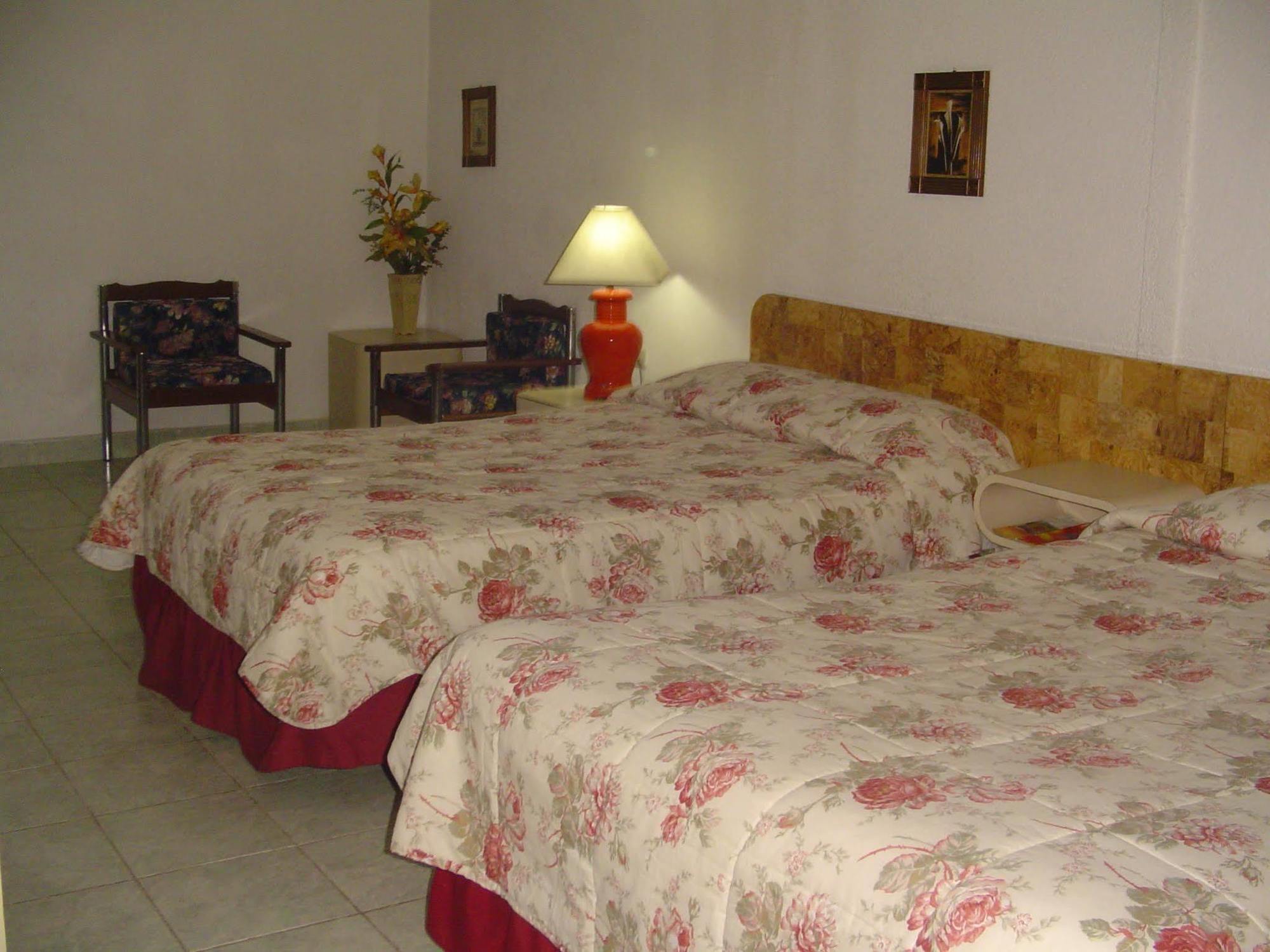 Hotel Grecia Real San Salvador Exteriér fotografie
