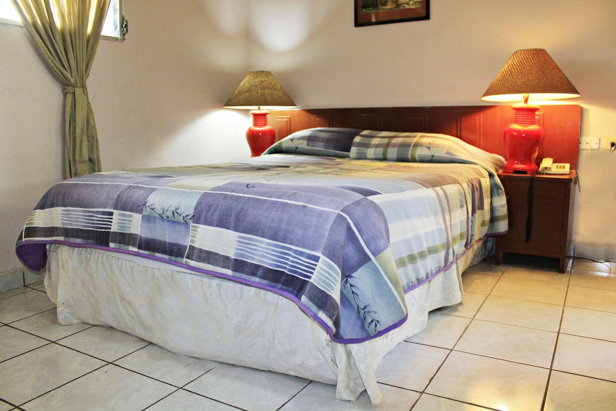 Hotel Grecia Real San Salvador Exteriér fotografie