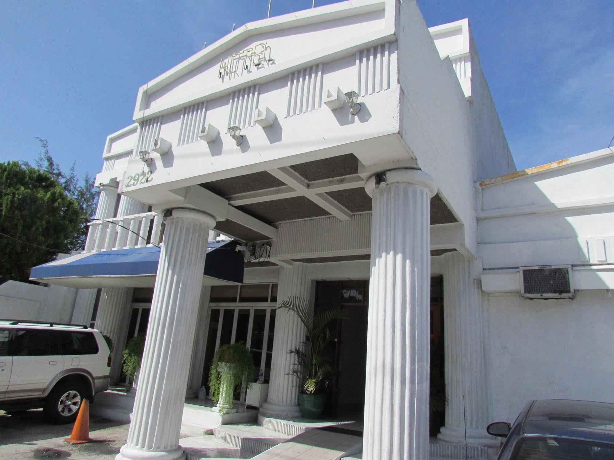 Hotel Grecia Real San Salvador Exteriér fotografie