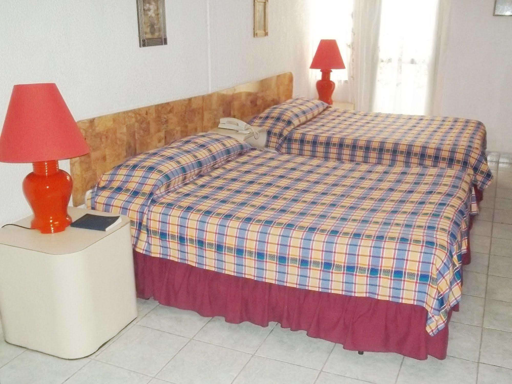 Hotel Grecia Real San Salvador Exteriér fotografie