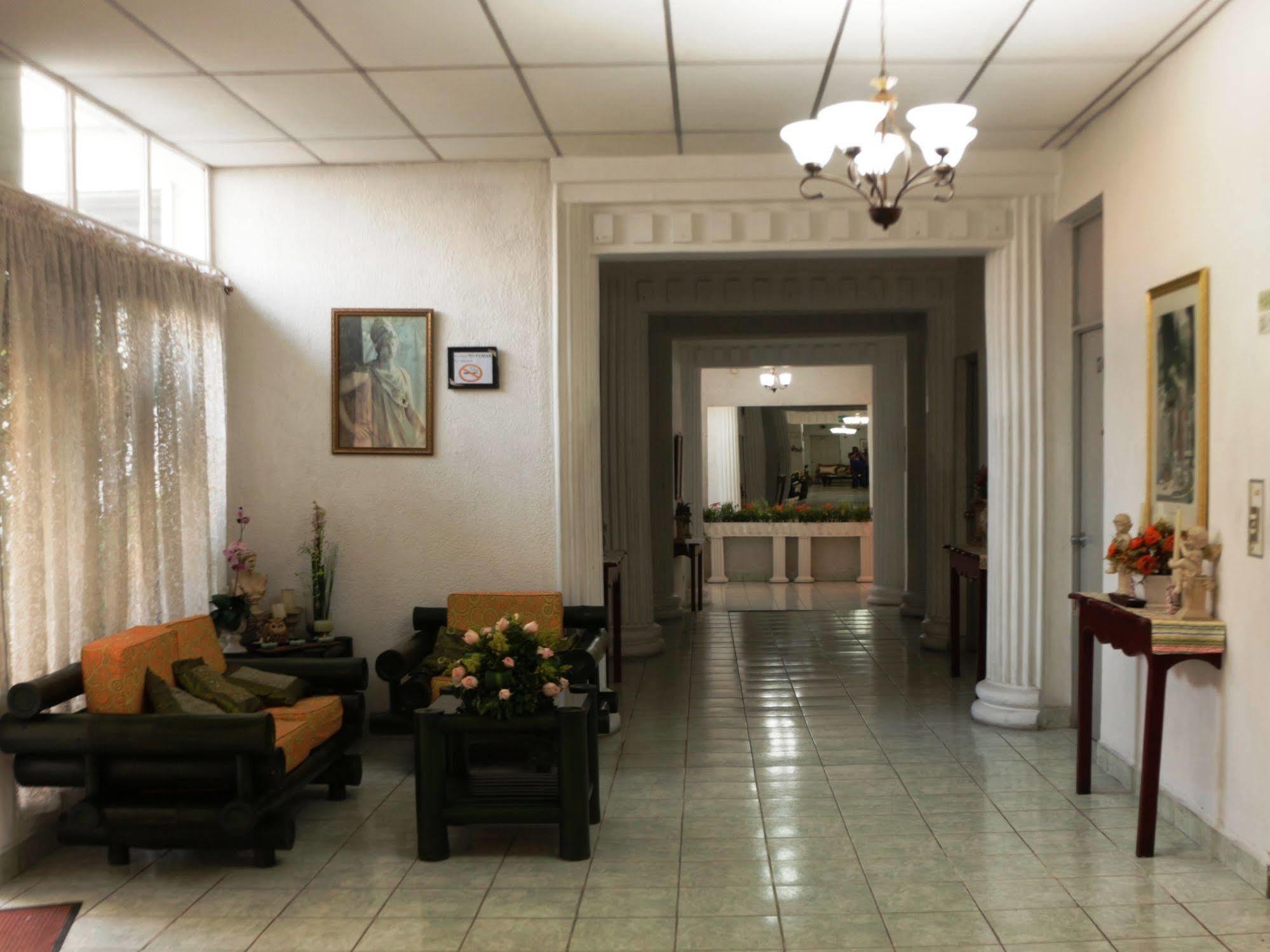 Hotel Grecia Real San Salvador Exteriér fotografie