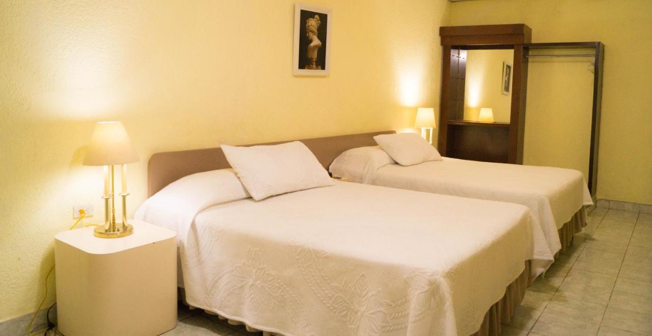 Hotel Grecia Real San Salvador Exteriér fotografie