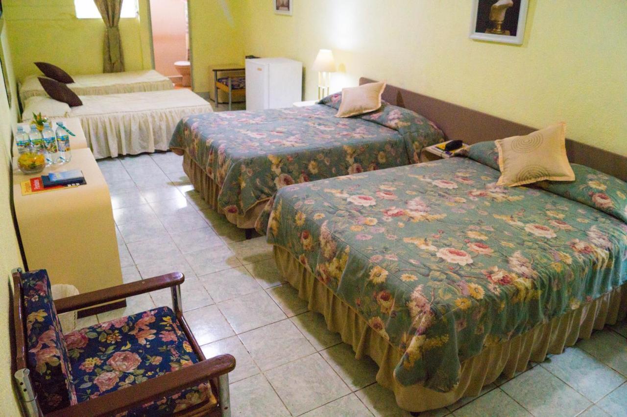 Hotel Grecia Real San Salvador Exteriér fotografie
