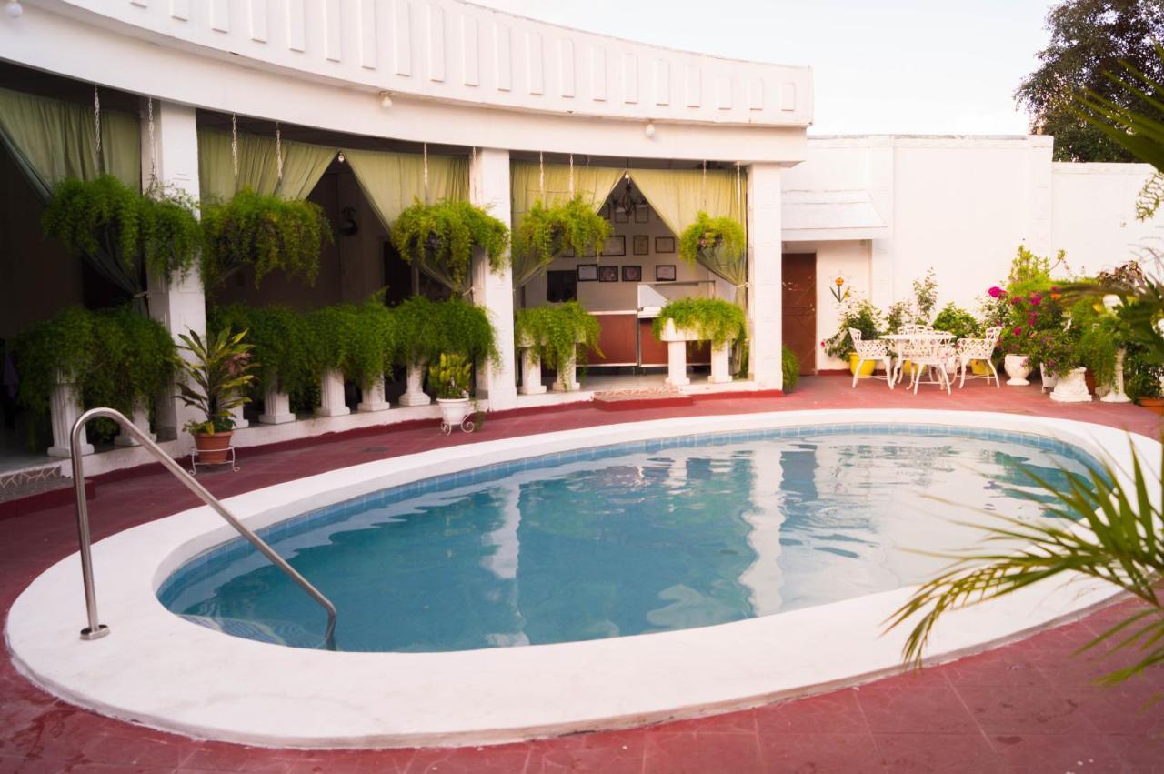 Hotel Grecia Real San Salvador Exteriér fotografie